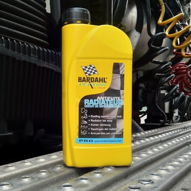 Cooling system additives