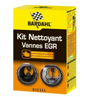 Engine cleaning spray