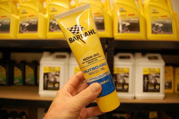 Staart en gear oil